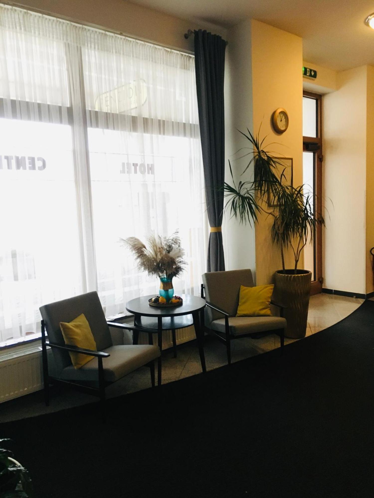 Penzion Hotelu Central Dvur Kralove nad Labem Exterior photo