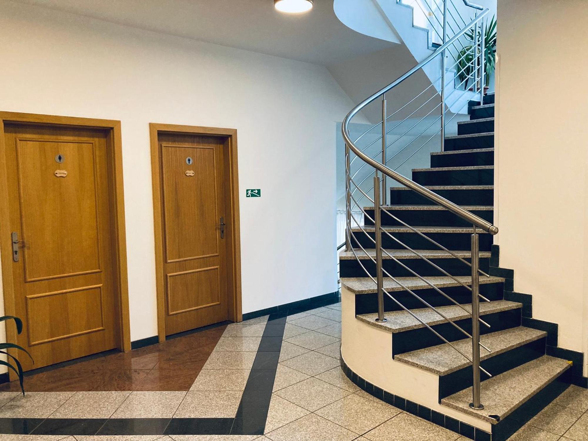 Penzion Hotelu Central Dvur Kralove nad Labem Exterior photo